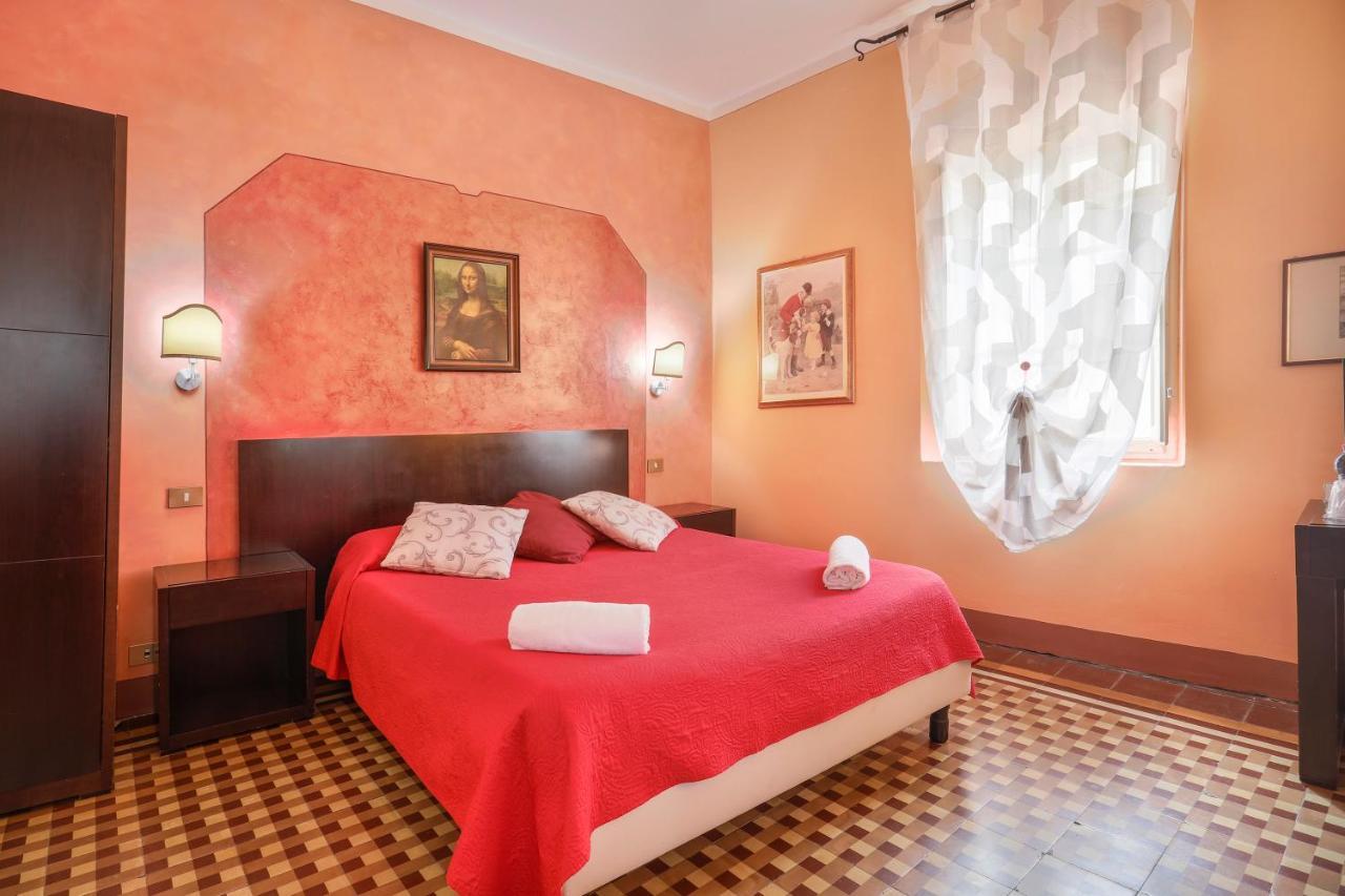 Antica Residenza Santa Chiara -City Center Лукка Экстерьер фото