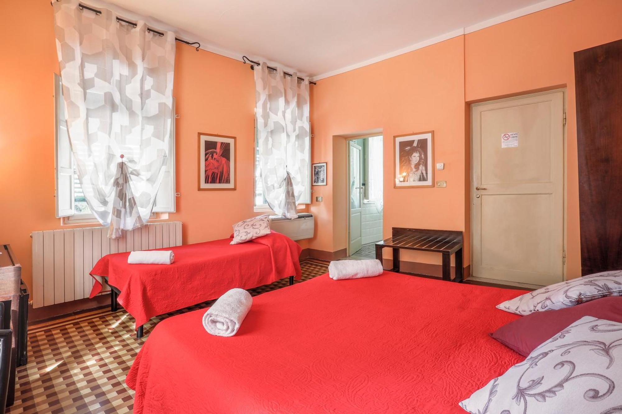 Antica Residenza Santa Chiara -City Center Лукка Экстерьер фото